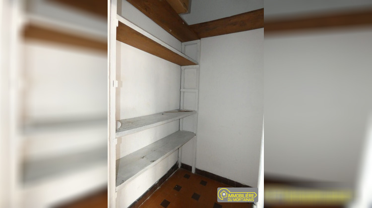 Ma-Cabane - Location Local commercial Saint-Hilaire-du-Harcouët, 94 m²