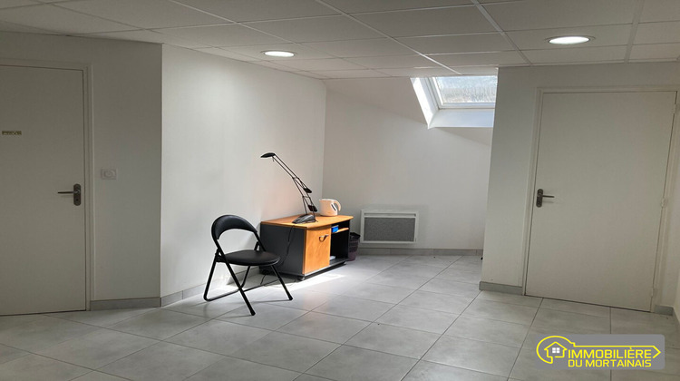 Ma-Cabane - Location Local commercial Saint-Hilaire-du-Harcouët, 53 m²