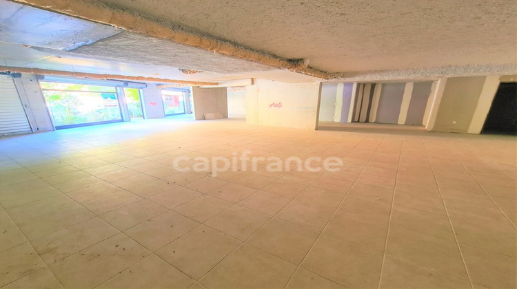 Ma-Cabane - Location Local commercial SAINT ISIDORE, 210 m²