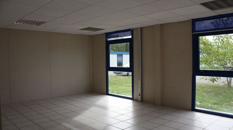 Ma-Cabane - Location Local commercial SAINT-JEAN, 655 m²