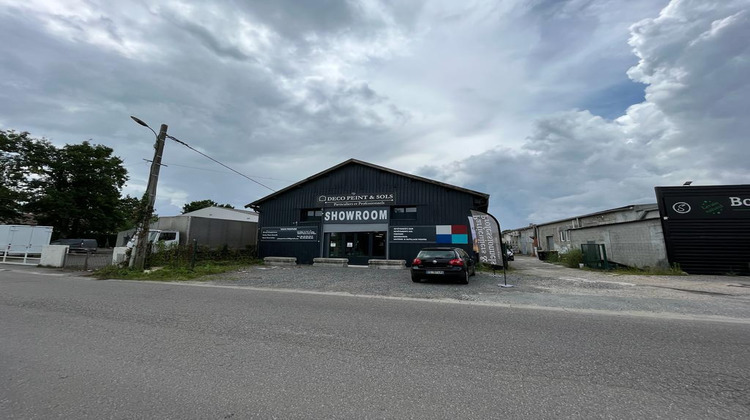 Ma-Cabane - Location Local commercial SAINT-JEAN-D'ILLAC, 340 m²