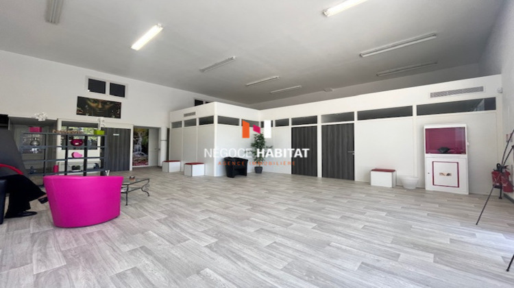 Ma-Cabane - Location Local commercial Saint-Jean-de-Védas, 285 m²