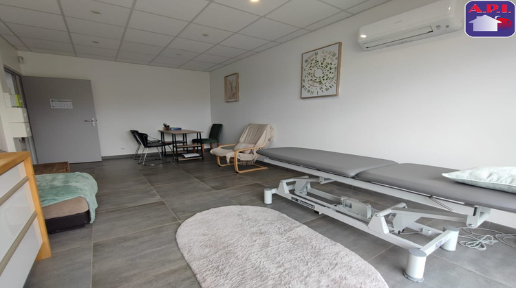 Ma-Cabane - Location Local commercial SAINT JEAN DE VERGES, 18 m²
