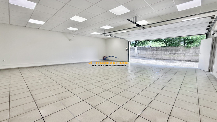Ma-Cabane - Location Local commercial Saint-Joseph, 147 m²