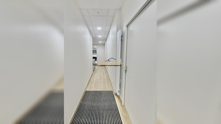 Ma-Cabane - Location Local commercial Saint-Joseph, 147 m²