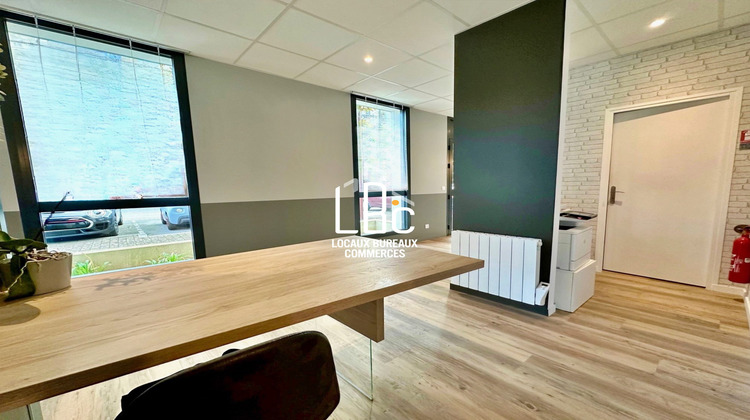 Ma-Cabane - Location Local commercial Saint-Julien-de-Concelles, 128 m²