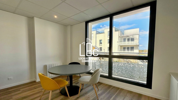 Ma-Cabane - Location Local commercial Saint-Julien-de-Concelles, 128 m²