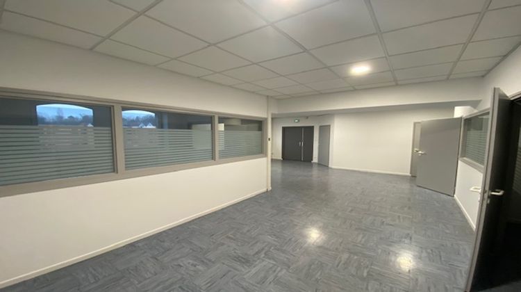 Ma-Cabane - Location Local commercial SAINT-JULIEN-LES-METZ, 301 m²