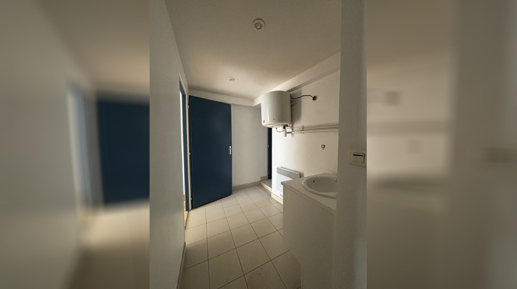 Ma-Cabane - Location Local commercial Saint-Junien, 120 m²