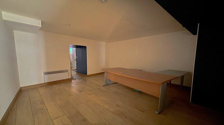 Ma-Cabane - Location Local commercial Saint-Junien, 120 m²