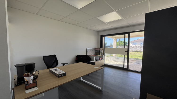 Ma-Cabane - Location Local commercial Saint-Junien, 85 m²