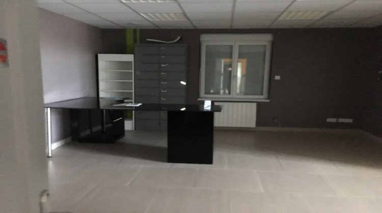 Ma-Cabane - Location Local commercial Saint-Junien, 250 m²