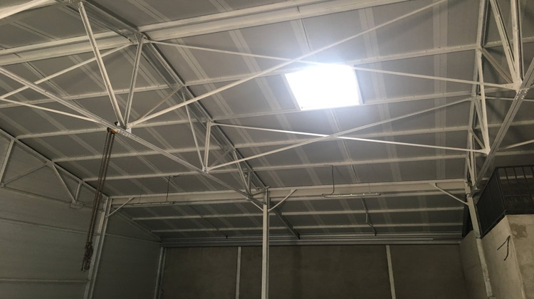 Ma-Cabane - Location Local commercial SAINT LAURENT D'AGNY, 315 m²