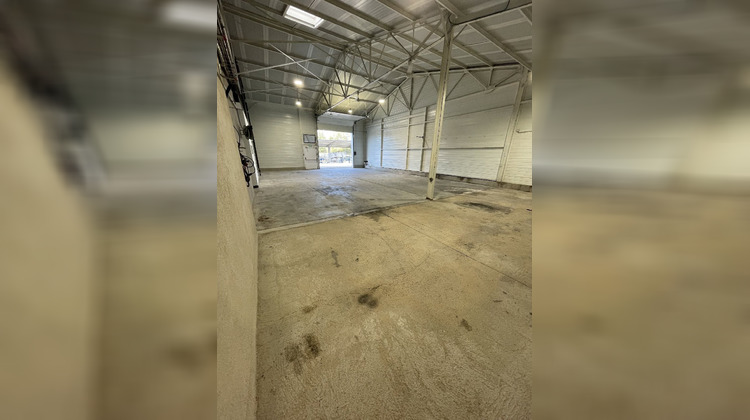 Ma-Cabane - Location Local commercial SAINT LAURENT D'AGNY, 315 m²