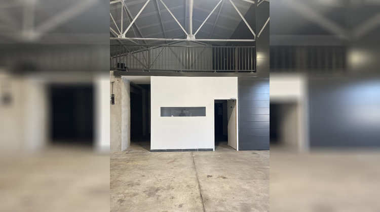 Ma-Cabane - Location Local commercial SAINT LAURENT D'AGNY, 315 m²