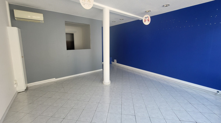 Ma-Cabane - Location Local commercial SAINT-LAURENT-DE-LA-SALANQUE, 52 m²