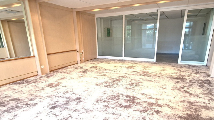 Ma-Cabane - Location Local commercial SAINT LAURENT DU VAR, 26 m²