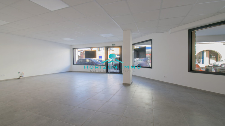 Ma-Cabane - Location Local commercial Saint-Laurent-du-Var, 49 m²