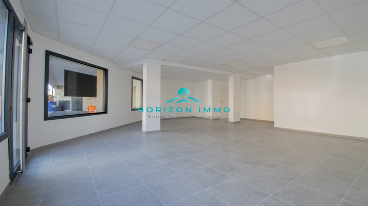 Ma-Cabane - Location Local commercial Saint-Laurent-du-Var, 49 m²