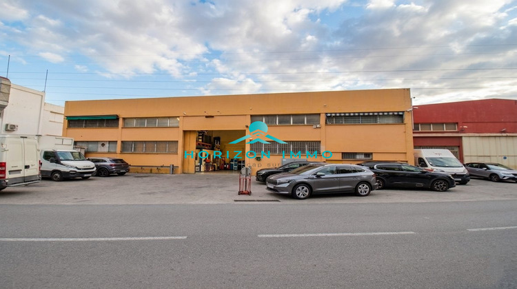 Ma-Cabane - Location Local commercial Saint-Laurent-du-Var, 938 m²