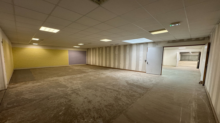 Ma-Cabane - Location Local commercial SAINT-LO, 655 m²