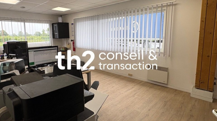 Ma-Cabane - Location Local commercial Saint-Lô, 930 m²