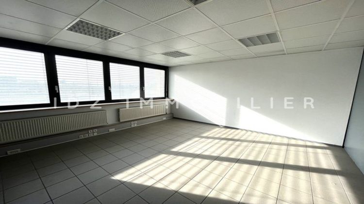 Ma-Cabane - Location Local commercial Saint-Louis, 250 m²