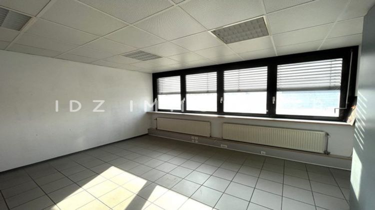 Ma-Cabane - Location Local commercial Saint-Louis, 250 m²