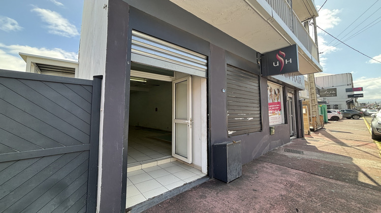 Ma-Cabane - Location Local commercial Saint-Louis, 60 m²