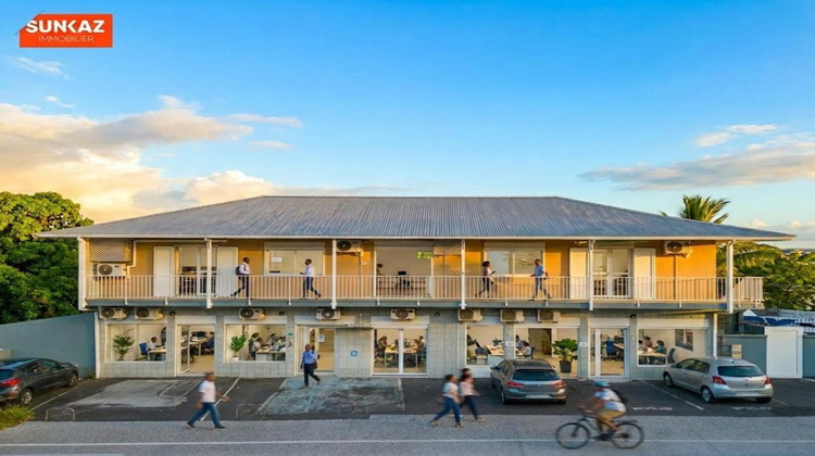 Ma-Cabane - Location Local commercial SAINT LOUIS, 200 m²
