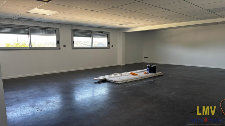 Ma-Cabane - Location Local commercial Saint-Magne-de-Castillon, 108 m²