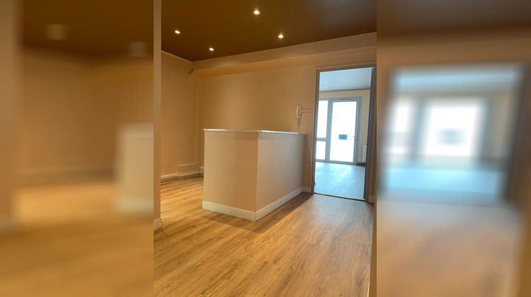 Ma-Cabane - Location Local commercial SAINT-MALO, 97 m²