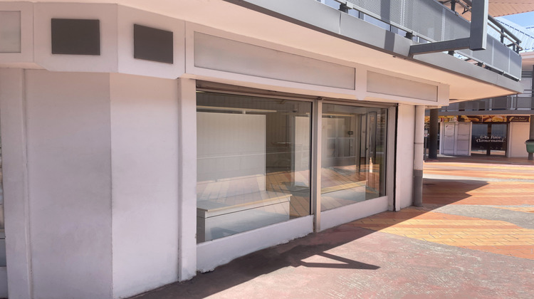 Ma-Cabane - Location Local commercial Saint-Martin, 55 m²
