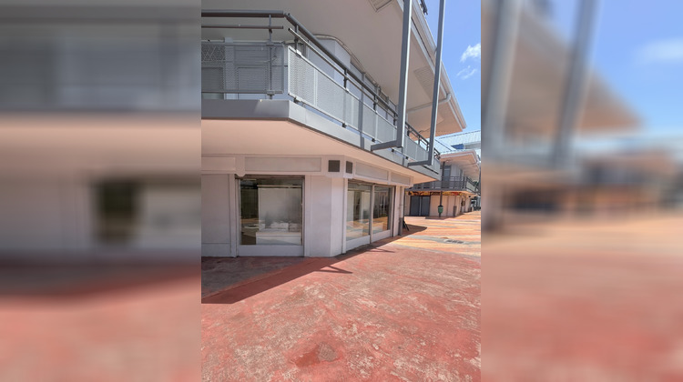 Ma-Cabane - Location Local commercial Saint-Martin, 55 m²