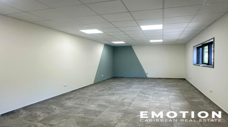 Ma-Cabane - Location Local commercial Saint-Martin, 43 m²