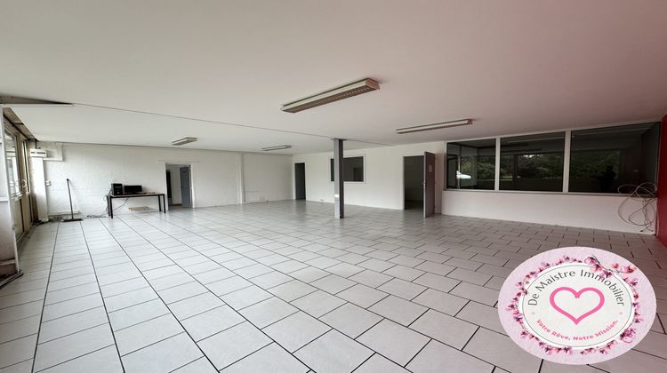 Ma-Cabane - Location Local commercial Saint-Martin-d'Abbat, 150 m²