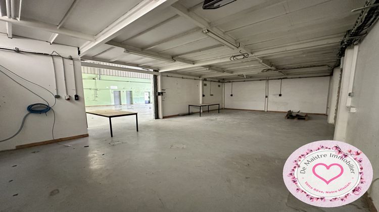 Ma-Cabane - Location Local commercial Saint-Martin-d'Abbat, 350 m²