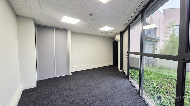 Ma-Cabane - Location Local commercial SAINT-MARTIN-D'HERES, 14 m²
