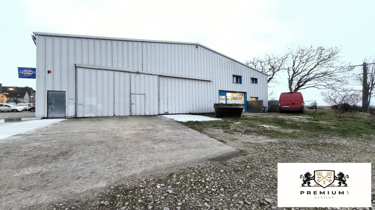 Ma-Cabane - Location Local commercial Saint-Martin-du-Tertre, 200 m²