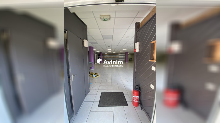 Ma-Cabane - Location Local commercial Saint-Martin-le-Vinoux, 554 m²