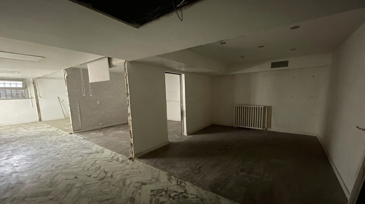 Ma-Cabane - Location Local commercial Saint-Maur-des-Fossés, 182 m²