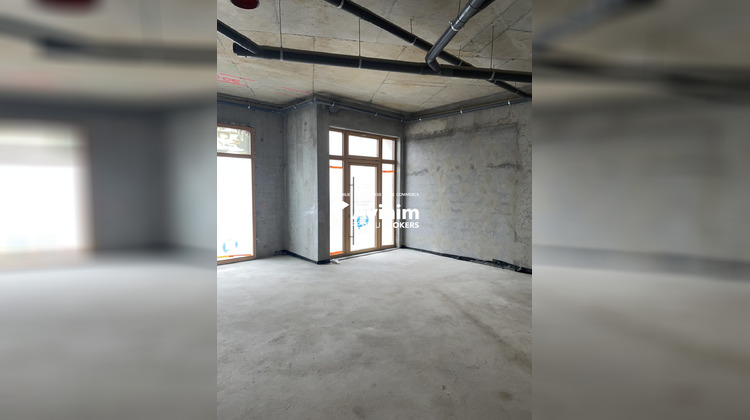 Ma-Cabane - Location Local commercial Saint-Maur-des-Fossés, 80 m²