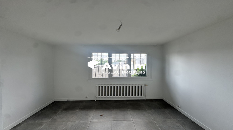 Ma-Cabane - Location Local commercial Saint-Maur-des-Fossés, 750 m²