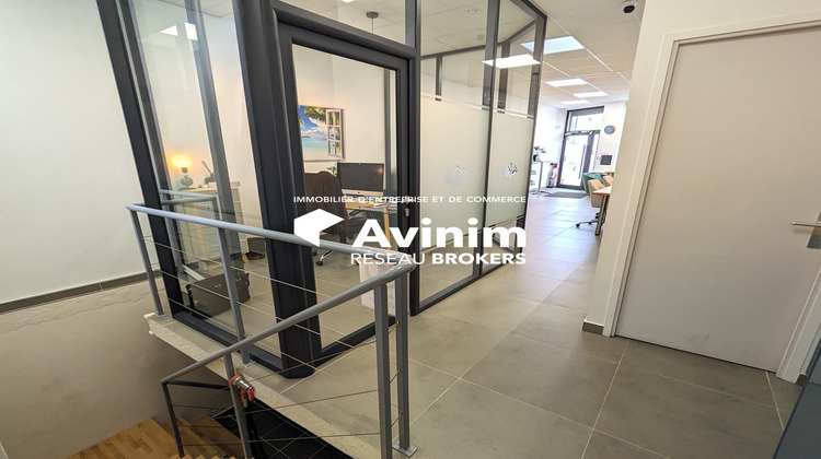 Ma-Cabane - Location Local commercial Saint-Maur-des-Fossés, 90 m²