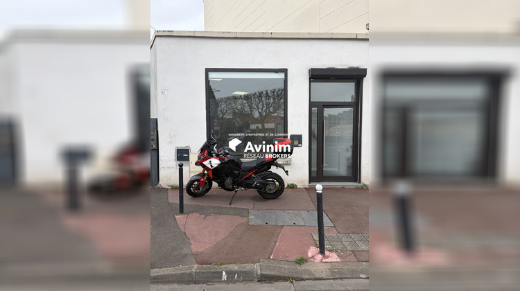Ma-Cabane - Location Local commercial Saint-Maur-des-Fossés, 90 m²