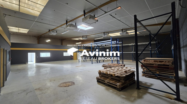 Ma-Cabane - Location Local commercial Saint-Maximin, 750 m²