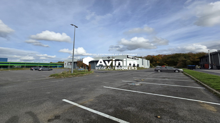 Ma-Cabane - Location Local commercial Saint-Maximin, 1142 m²