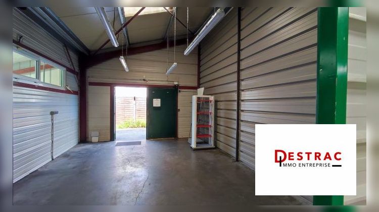 Ma-Cabane - Location Local commercial Saint-Médard-d'Eyrans, 100 m²