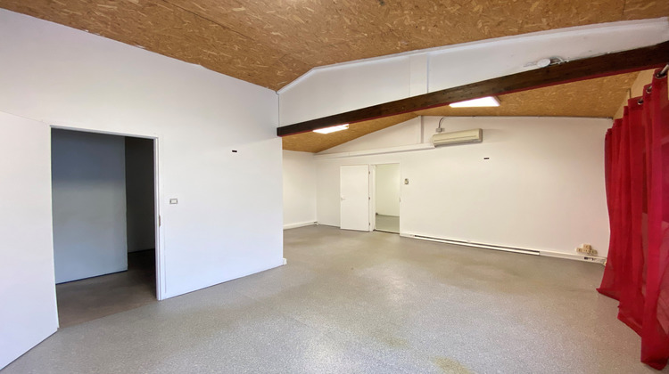 Ma-Cabane - Location Local commercial Saint-Médard-en-Jalles, 64 m²