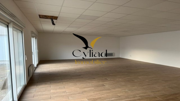 Ma-Cabane - Location Local commercial Saint-Méloir-des-Ondes, 75 m²